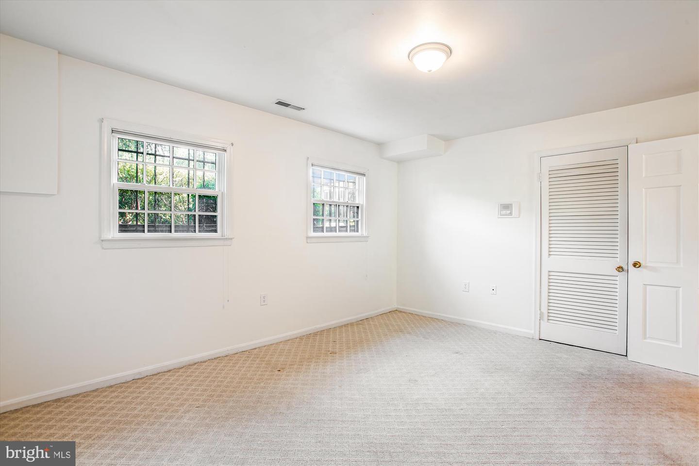 6334 GOLF COURSE SQ, ALEXANDRIA, Virginia 22307, 4 Bedrooms Bedrooms, 13 Rooms Rooms,3 BathroomsBathrooms,Residential,For sale,6334 GOLF COURSE SQ,VAFX2250262 MLS # VAFX2250262