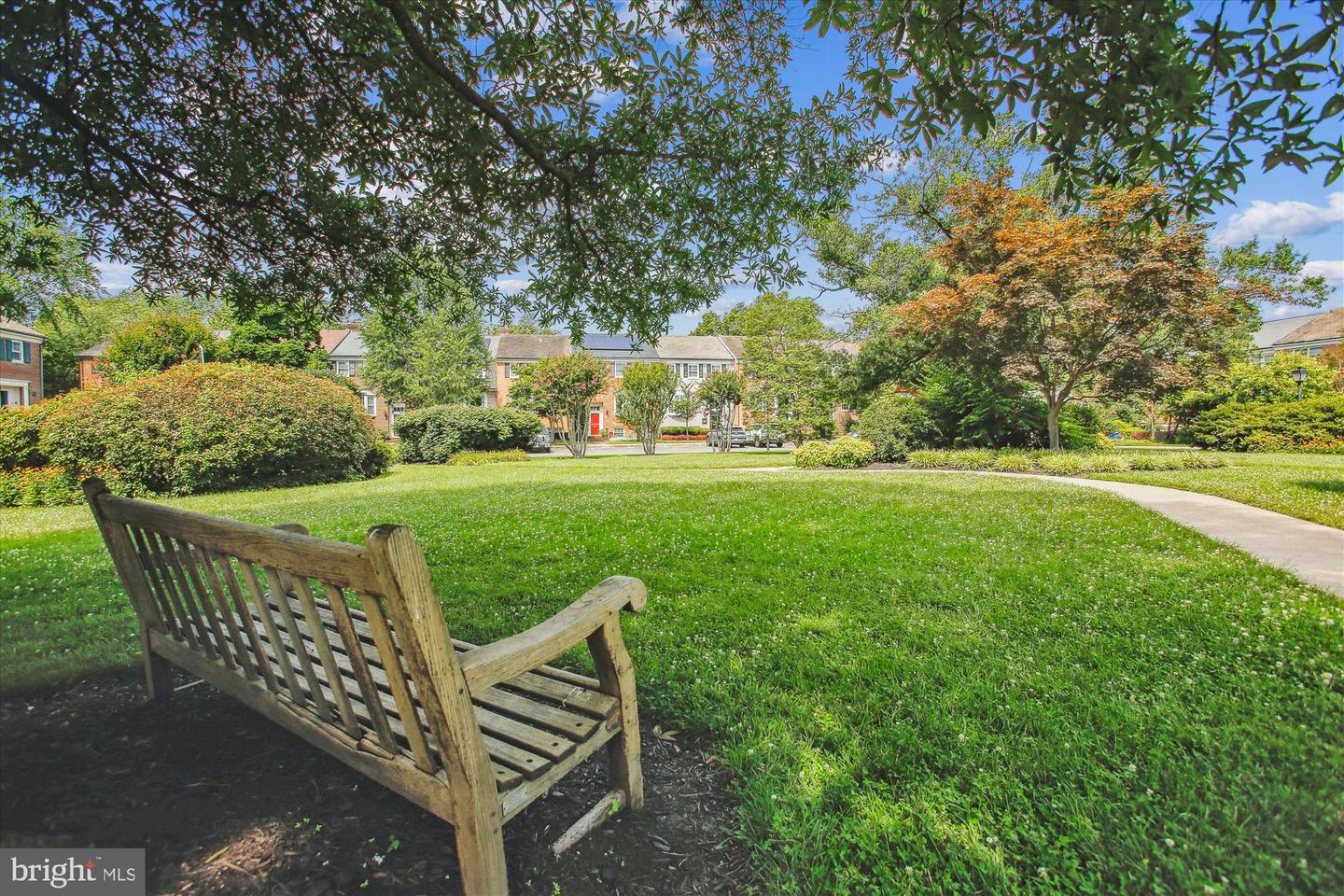 6334 GOLF COURSE SQ, ALEXANDRIA, Virginia 22307, 4 Bedrooms Bedrooms, 13 Rooms Rooms,3 BathroomsBathrooms,Residential,For sale,6334 GOLF COURSE SQ,VAFX2250262 MLS # VAFX2250262