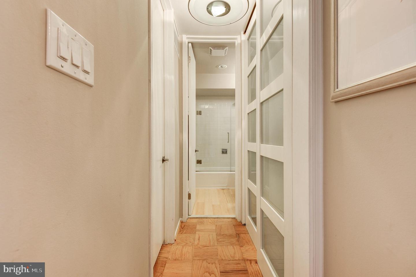 1642 CHIMNEY HOUSE RD, RESTON, Virginia 20190, 1 Bedroom Bedrooms, ,1 BathroomBathrooms,Residential,For sale,1642 CHIMNEY HOUSE RD,VAFX2250452 MLS # VAFX2250452