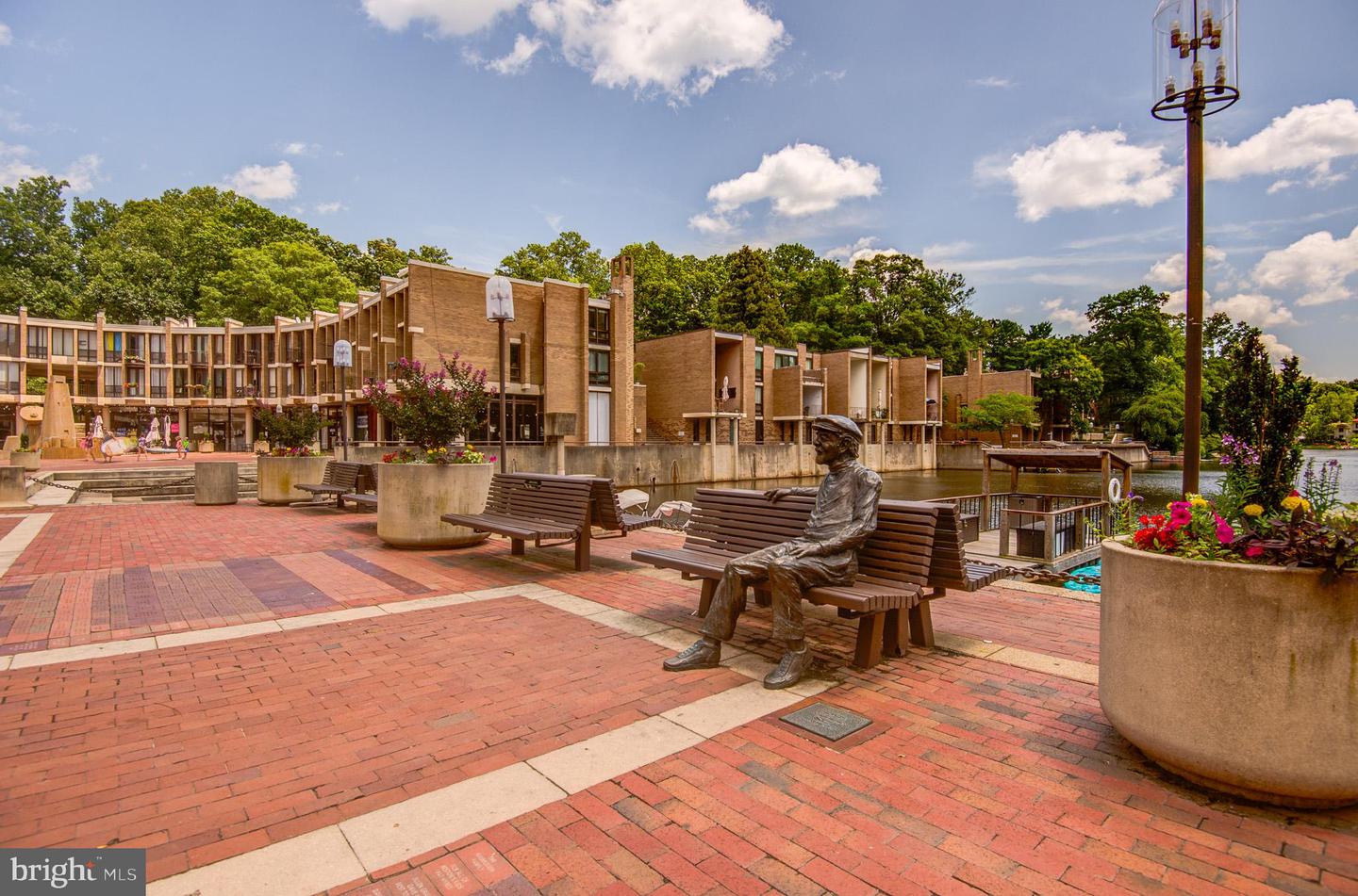 1642 CHIMNEY HOUSE RD, RESTON, Virginia 20190, 1 Bedroom Bedrooms, ,1 BathroomBathrooms,Residential,For sale,1642 CHIMNEY HOUSE RD,VAFX2250452 MLS # VAFX2250452