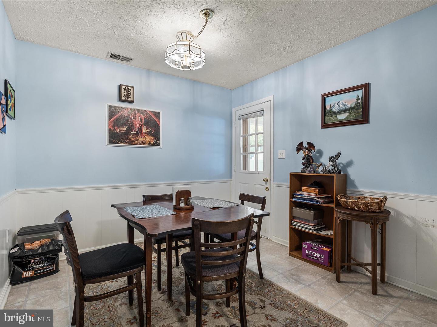 303 BEECHCROFT RD, WINCHESTER, Virginia 22601, 3 Bedrooms Bedrooms, ,1 BathroomBathrooms,Residential,For sale,303 BEECHCROFT RD,VAWI2008028 MLS # VAWI2008028