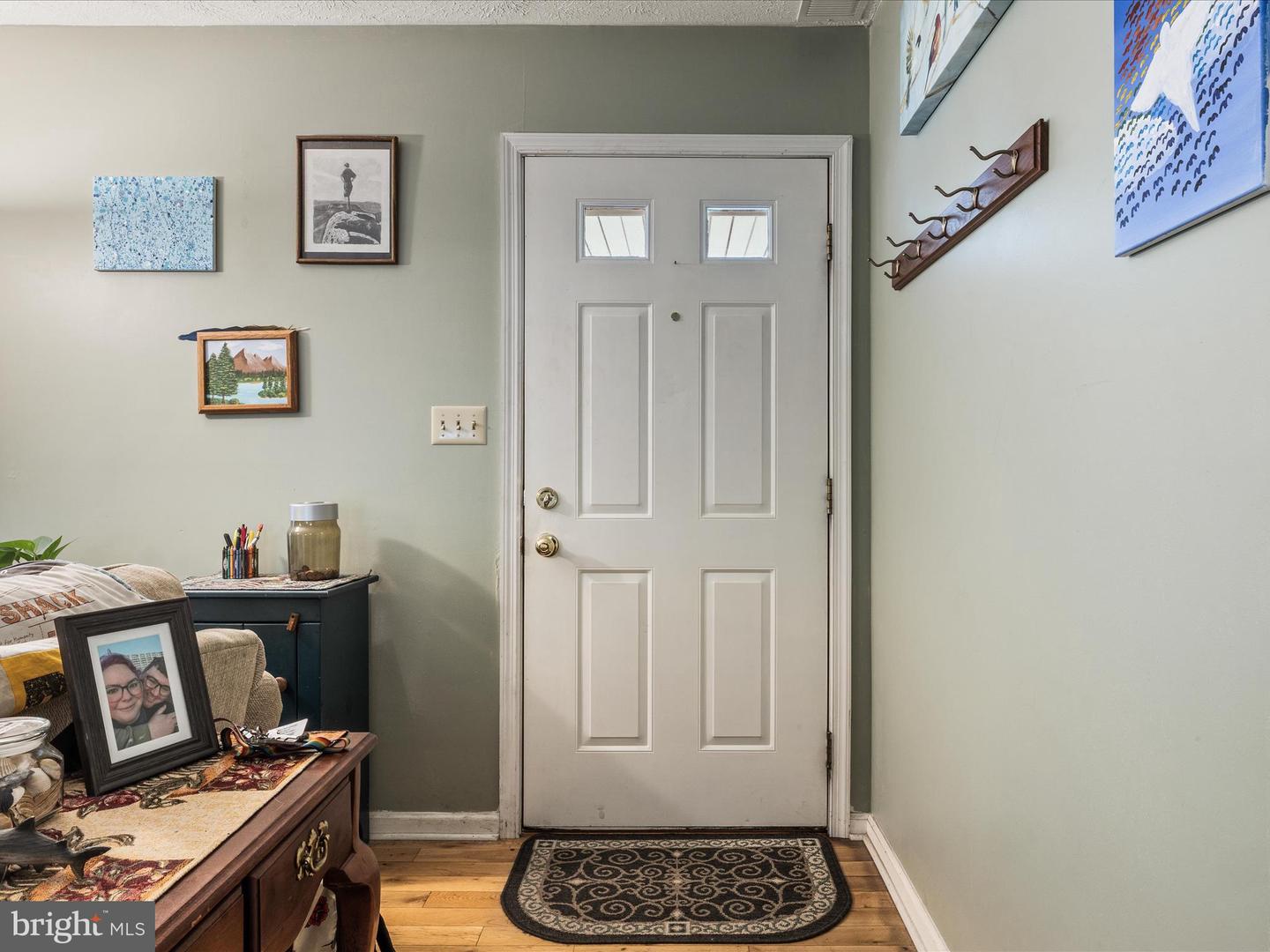 303 BEECHCROFT RD, WINCHESTER, Virginia 22601, 3 Bedrooms Bedrooms, ,1 BathroomBathrooms,Residential,For sale,303 BEECHCROFT RD,VAWI2008028 MLS # VAWI2008028