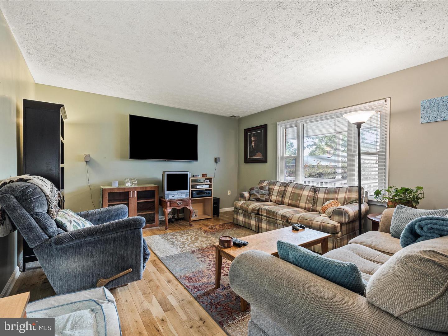 303 BEECHCROFT RD, WINCHESTER, Virginia 22601, 3 Bedrooms Bedrooms, ,1 BathroomBathrooms,Residential,For sale,303 BEECHCROFT RD,VAWI2008028 MLS # VAWI2008028