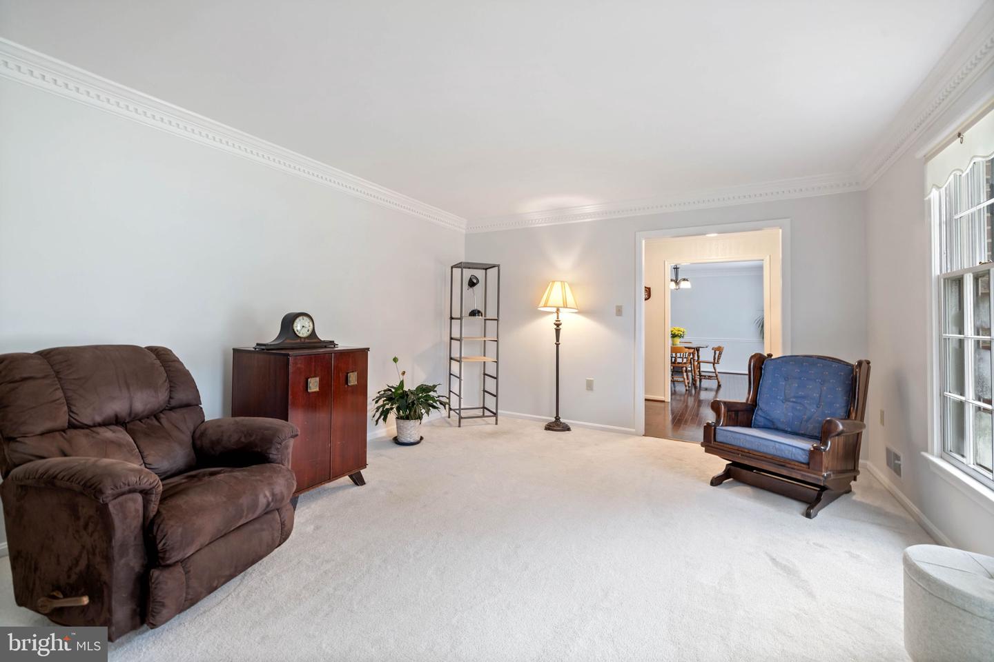 9607 CERALENE CT, FAIRFAX, Virginia 22032, 5 Bedrooms Bedrooms, ,3 BathroomsBathrooms,Residential,For sale,9607 CERALENE CT,VAFX2250510 MLS # VAFX2250510