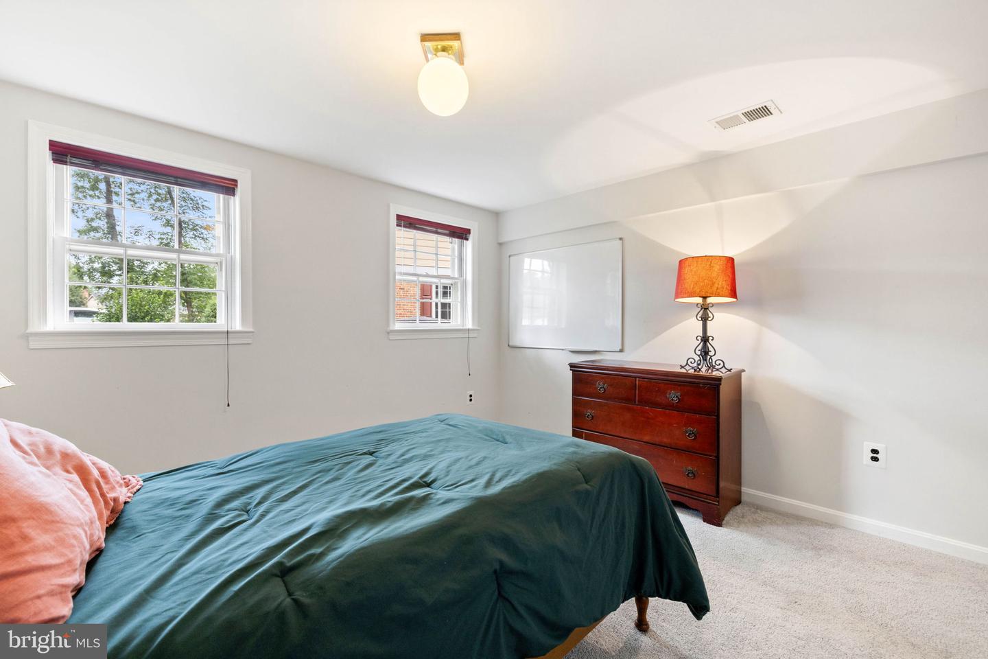 9607 CERALENE CT, FAIRFAX, Virginia 22032, 5 Bedrooms Bedrooms, ,3 BathroomsBathrooms,Residential,For sale,9607 CERALENE CT,VAFX2250510 MLS # VAFX2250510