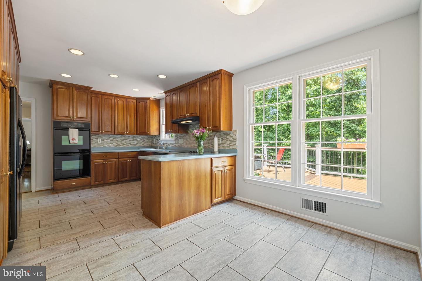 9607 CERALENE CT, FAIRFAX, Virginia 22032, 5 Bedrooms Bedrooms, ,3 BathroomsBathrooms,Residential,For sale,9607 CERALENE CT,VAFX2250510 MLS # VAFX2250510