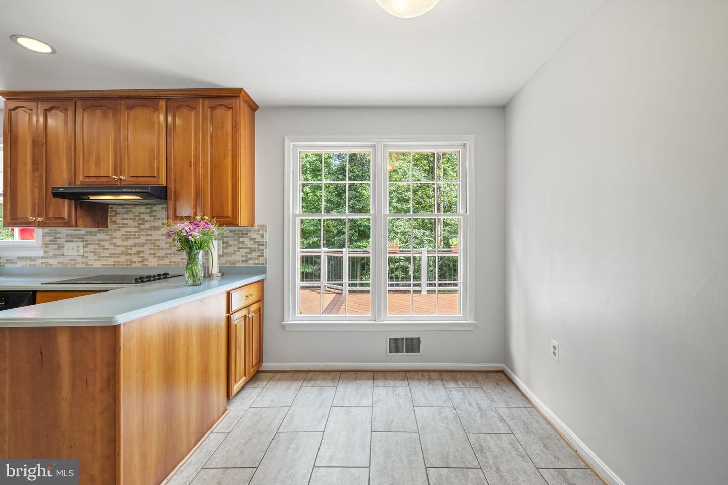 9607 CERALENE CT, FAIRFAX, Virginia 22032, 5 Bedrooms Bedrooms, ,3 BathroomsBathrooms,Residential,For sale,9607 CERALENE CT,VAFX2250510 MLS # VAFX2250510