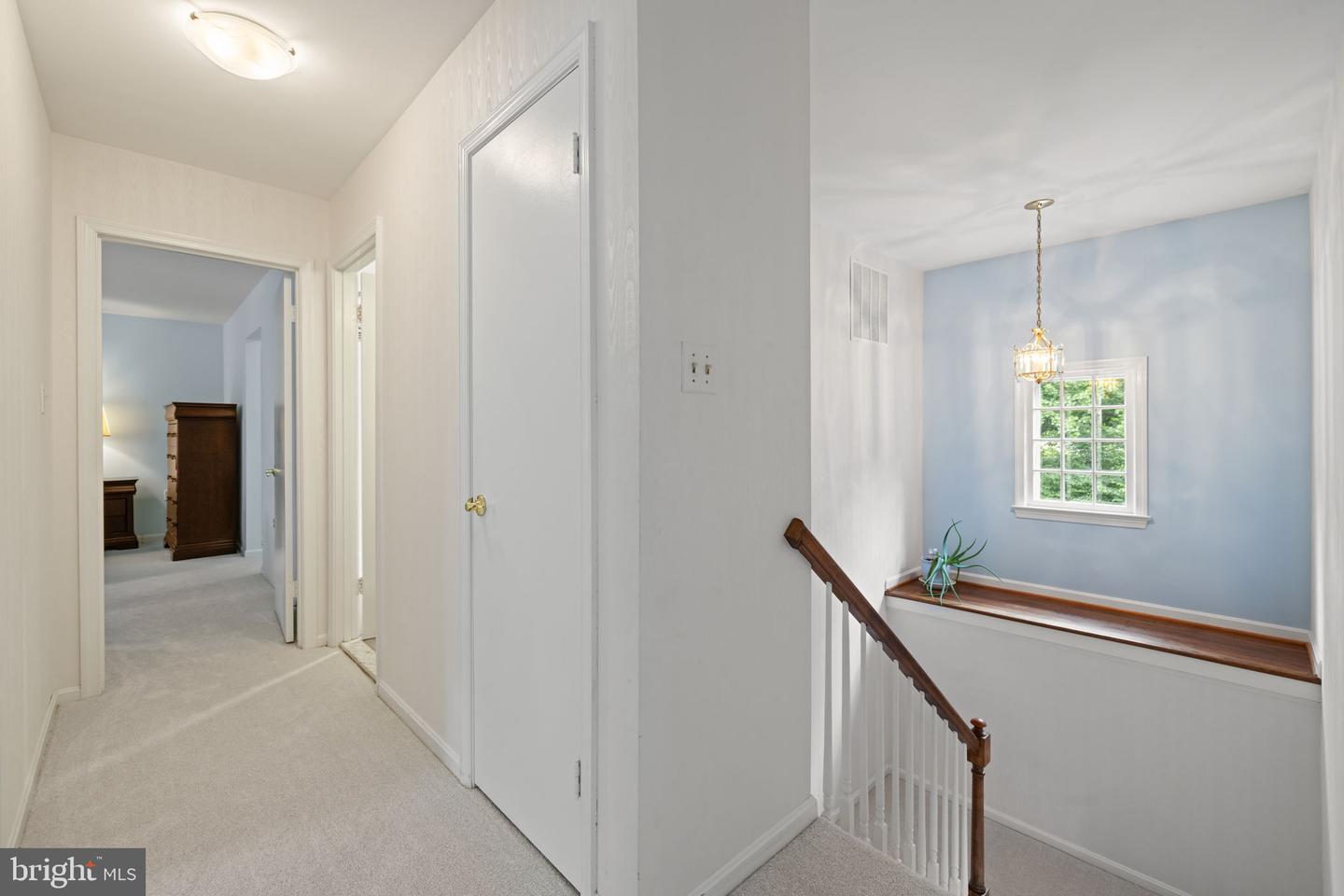 9607 CERALENE CT, FAIRFAX, Virginia 22032, 5 Bedrooms Bedrooms, ,3 BathroomsBathrooms,Residential,For sale,9607 CERALENE CT,VAFX2250510 MLS # VAFX2250510