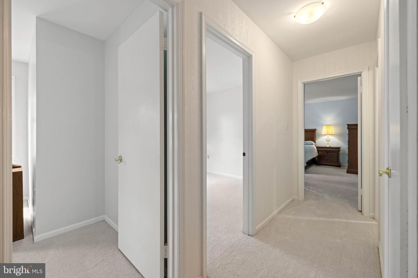 9607 CERALENE CT, FAIRFAX, Virginia 22032, 5 Bedrooms Bedrooms, ,3 BathroomsBathrooms,Residential,For sale,9607 CERALENE CT,VAFX2250510 MLS # VAFX2250510
