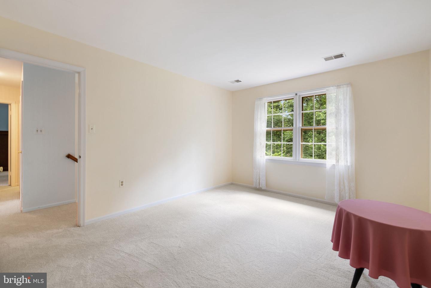 9607 CERALENE CT, FAIRFAX, Virginia 22032, 5 Bedrooms Bedrooms, ,3 BathroomsBathrooms,Residential,For sale,9607 CERALENE CT,VAFX2250510 MLS # VAFX2250510