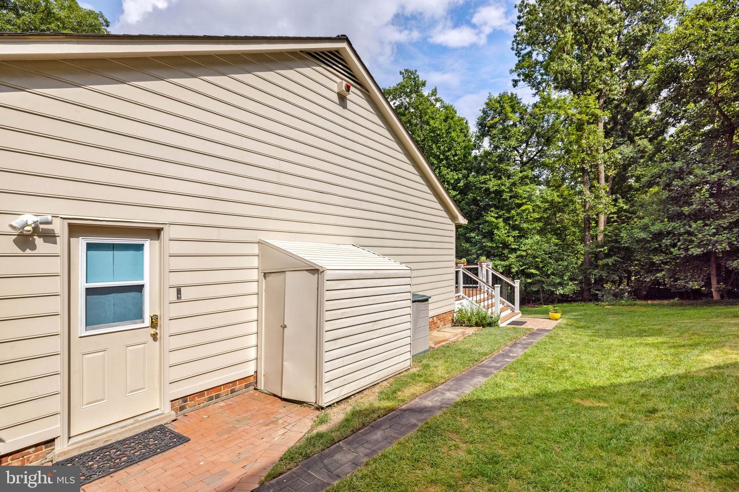 9607 CERALENE CT, FAIRFAX, Virginia 22032, 5 Bedrooms Bedrooms, ,3 BathroomsBathrooms,Residential,For sale,9607 CERALENE CT,VAFX2250510 MLS # VAFX2250510