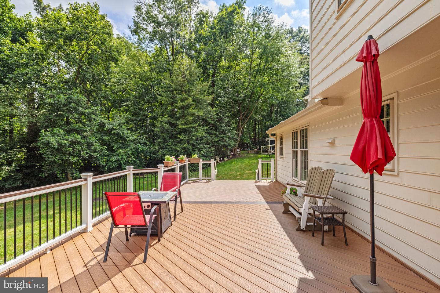 9607 CERALENE CT, FAIRFAX, Virginia 22032, 5 Bedrooms Bedrooms, ,3 BathroomsBathrooms,Residential,For sale,9607 CERALENE CT,VAFX2250510 MLS # VAFX2250510