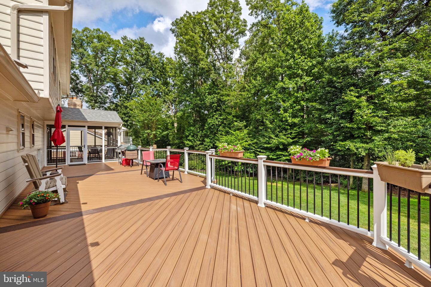 9607 CERALENE CT, FAIRFAX, Virginia 22032, 5 Bedrooms Bedrooms, ,3 BathroomsBathrooms,Residential,For sale,9607 CERALENE CT,VAFX2250510 MLS # VAFX2250510