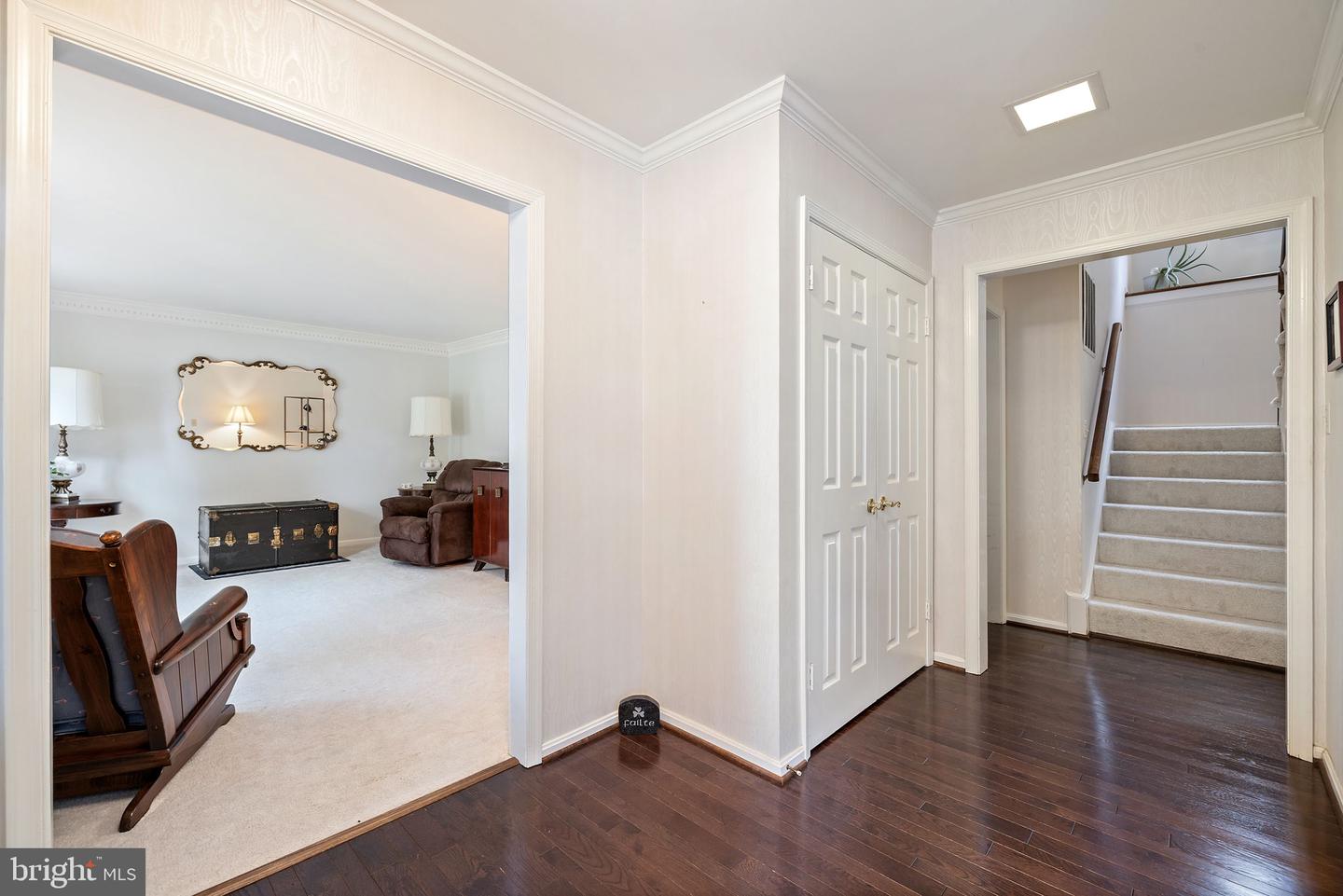 9607 CERALENE CT, FAIRFAX, Virginia 22032, 5 Bedrooms Bedrooms, ,3 BathroomsBathrooms,Residential,For sale,9607 CERALENE CT,VAFX2250510 MLS # VAFX2250510