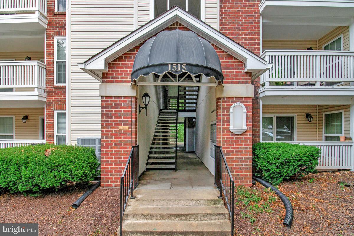 1515 LINCOLN WAY #304B, MCLEAN, Virginia 22102, 1 Bedroom Bedrooms, 5 Rooms Rooms,1 BathroomBathrooms,Residential,For sale,1515 LINCOLN WAY #304B,VAFX2250450 MLS # VAFX2250450