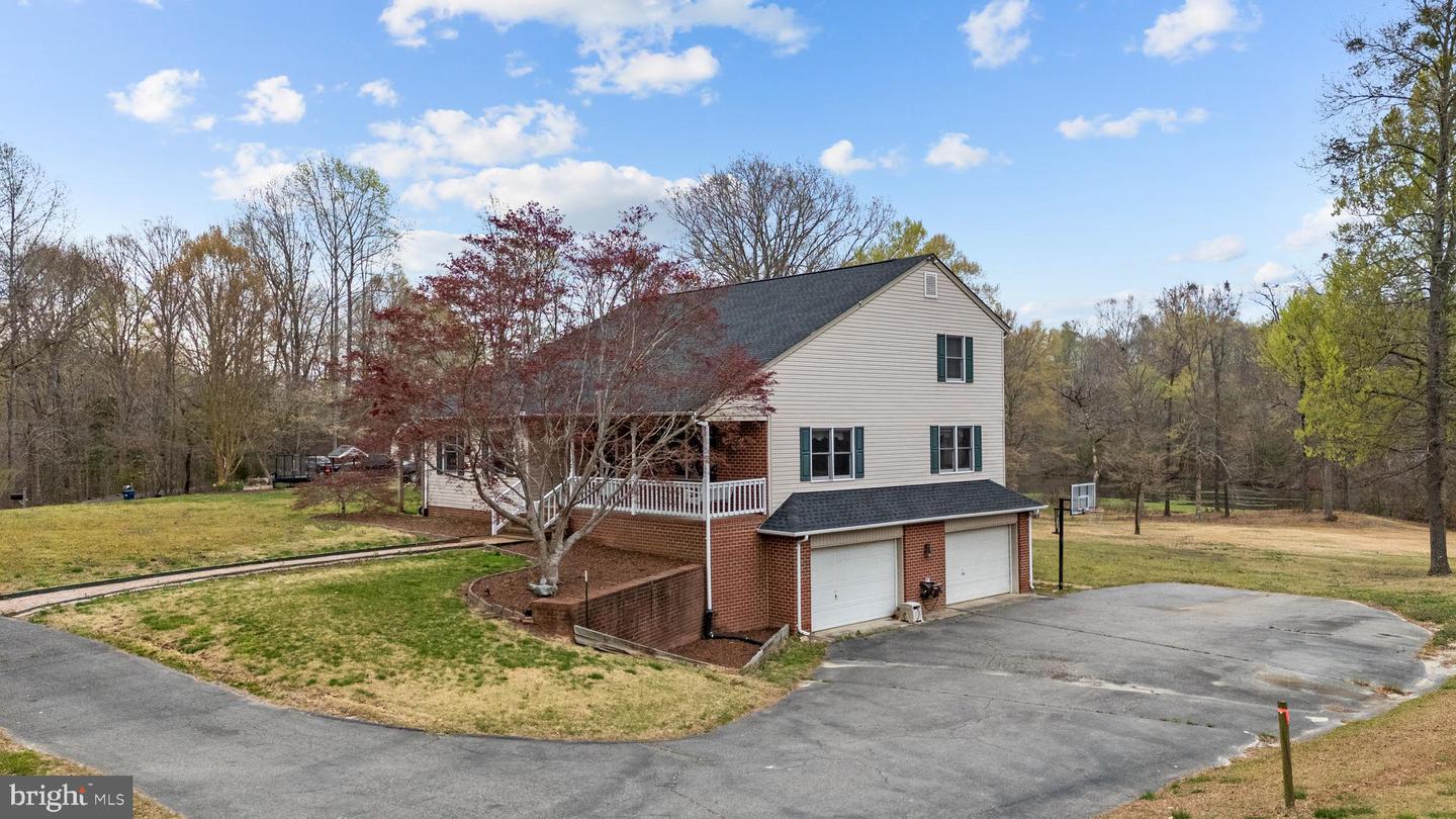 6960 HIDDEN BROOK DR, GLOUCESTER, Virginia 23061, 3 Bedrooms Bedrooms, ,2 BathroomsBathrooms,Residential,For sale,6960 HIDDEN BROOK DR,VAGV2000144 MLS # VAGV2000144
