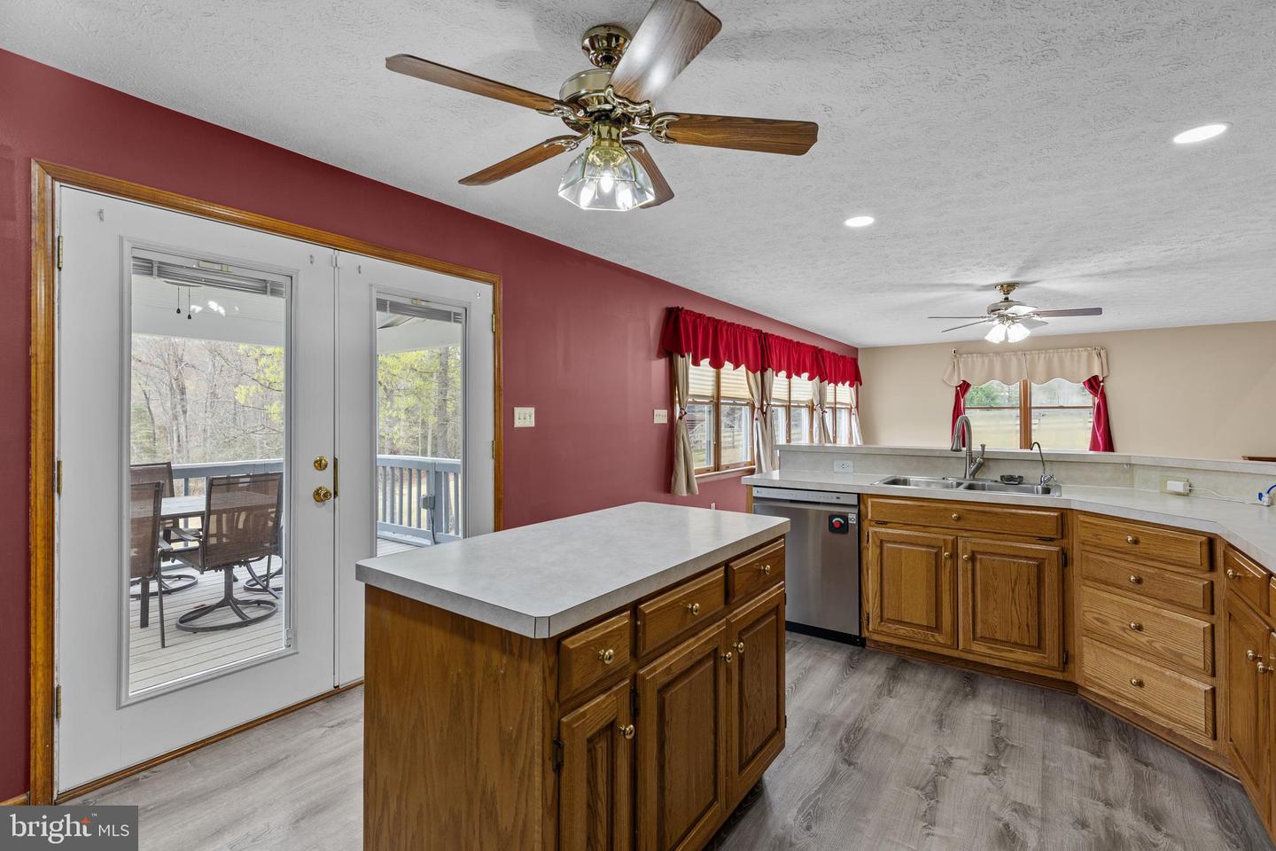 6960 HIDDEN BROOK DR, GLOUCESTER, Virginia 23061, 3 Bedrooms Bedrooms, ,2 BathroomsBathrooms,Residential,For sale,6960 HIDDEN BROOK DR,VAGV2000144 MLS # VAGV2000144