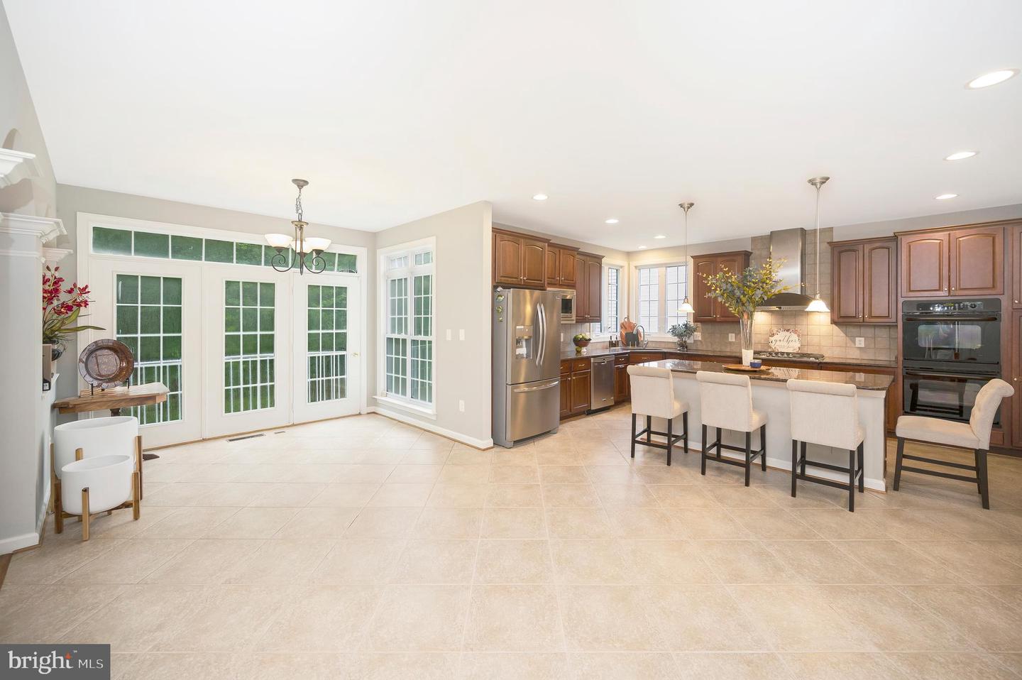 3379 DONDIS CREEK DR, TRIANGLE, Virginia 22172, 5 Bedrooms Bedrooms, ,4 BathroomsBathrooms,Residential,For sale,3379 DONDIS CREEK DR,VAPW2097988 MLS # VAPW2097988