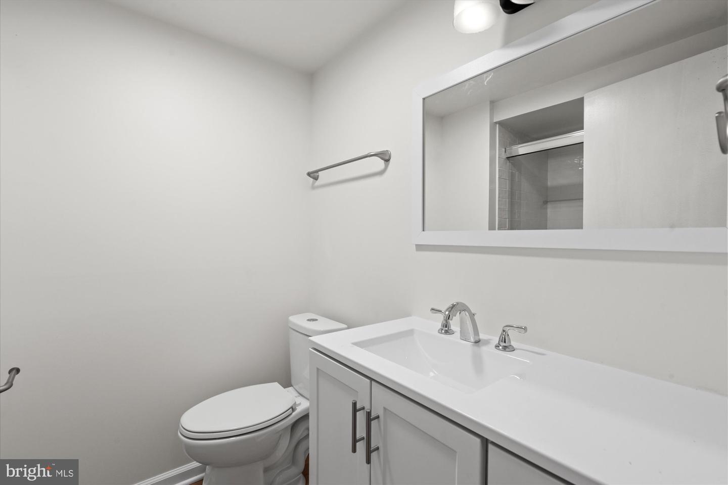 1730 CHESTERFORD WAY, MCLEAN, Virginia 22101, 4 Bedrooms Bedrooms, ,4 BathroomsBathrooms,Residential,For sale,1730 CHESTERFORD WAY,VAFX2250832 MLS # VAFX2250832