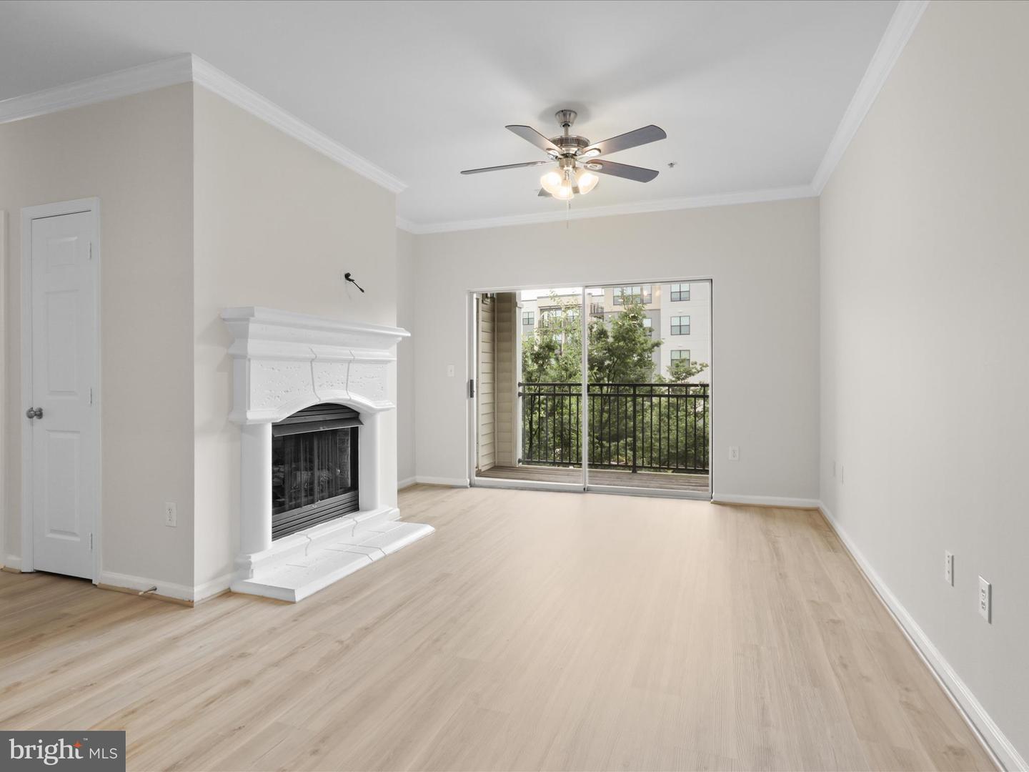 12945 CENTRE PARK CIR #310, HERNDON, Virginia 20171, 3 Bedrooms Bedrooms, ,2 BathroomsBathrooms,Residential,For sale,12945 CENTRE PARK CIR #310,VAFX2251760 MLS # VAFX2251760