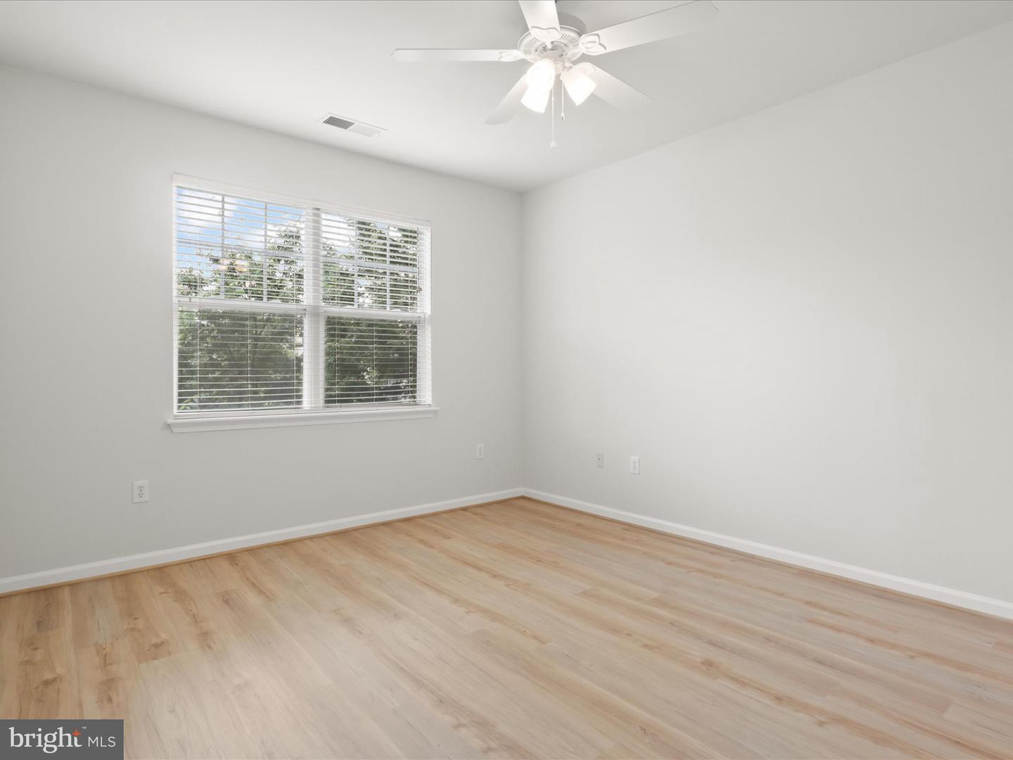 12945 CENTRE PARK CIR #310, HERNDON, Virginia 20171, 3 Bedrooms Bedrooms, ,2 BathroomsBathrooms,Residential,For sale,12945 CENTRE PARK CIR #310,VAFX2251760 MLS # VAFX2251760