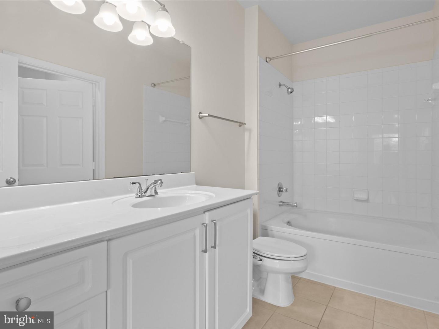 12945 CENTRE PARK CIR #310, HERNDON, Virginia 20171, 3 Bedrooms Bedrooms, ,2 BathroomsBathrooms,Residential,For sale,12945 CENTRE PARK CIR #310,VAFX2251760 MLS # VAFX2251760
