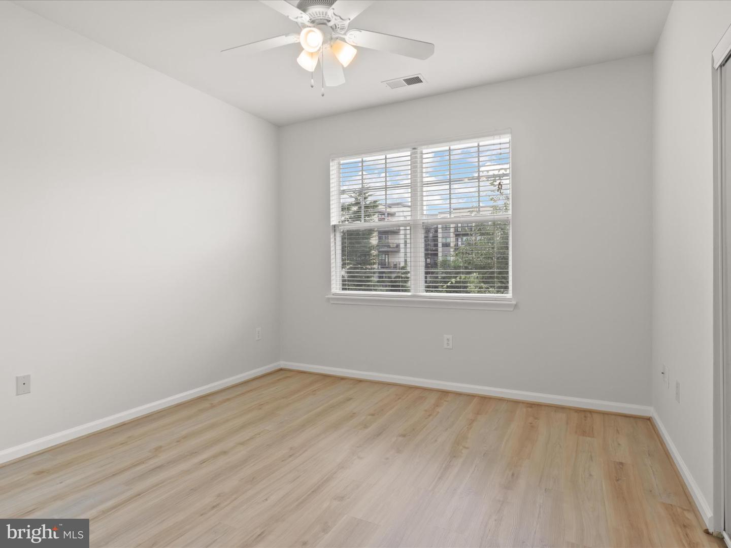 12945 CENTRE PARK CIR #310, HERNDON, Virginia 20171, 3 Bedrooms Bedrooms, ,2 BathroomsBathrooms,Residential,For sale,12945 CENTRE PARK CIR #310,VAFX2251760 MLS # VAFX2251760