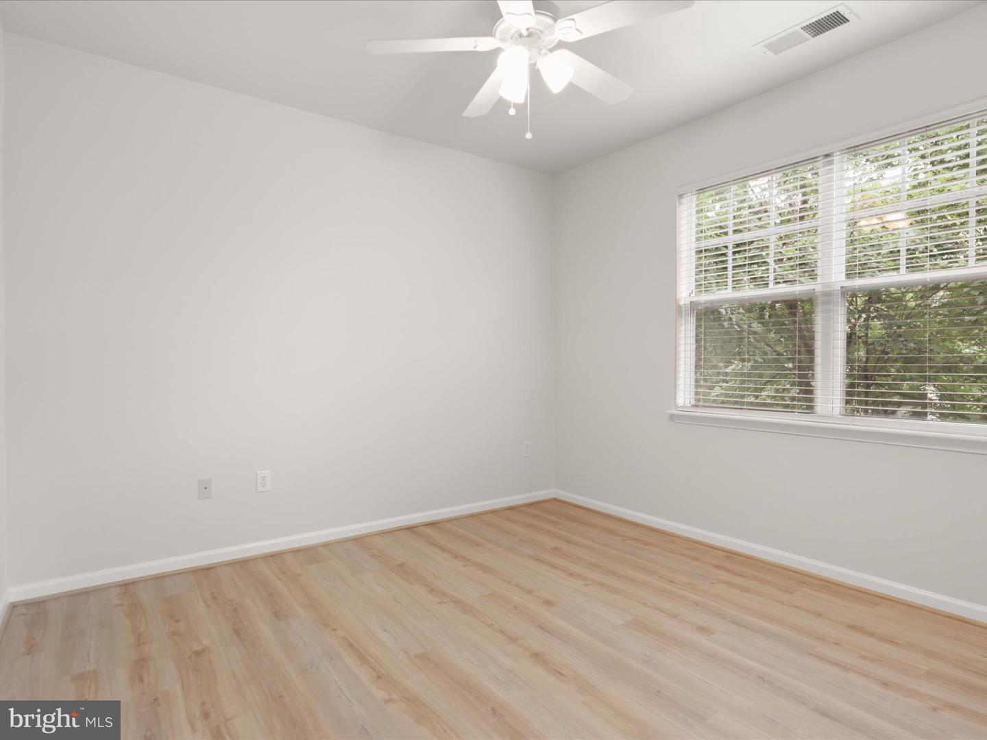 12945 CENTRE PARK CIR #310, HERNDON, Virginia 20171, 3 Bedrooms Bedrooms, ,2 BathroomsBathrooms,Residential,For sale,12945 CENTRE PARK CIR #310,VAFX2251760 MLS # VAFX2251760
