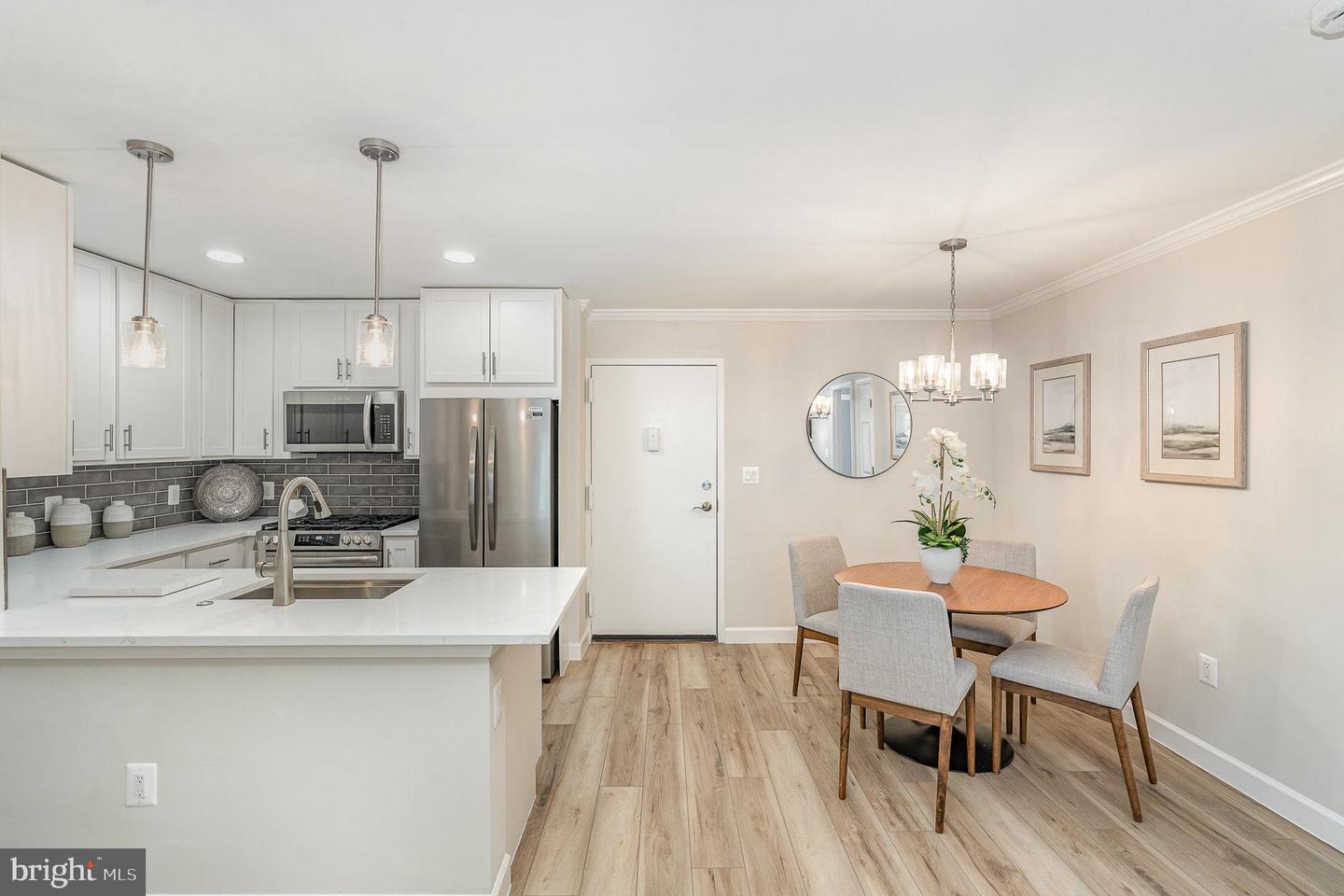 75 S REYNOLDS ST #411, ALEXANDRIA, Virginia 22304, 2 Bedrooms Bedrooms, ,2 BathroomsBathrooms,Residential,For sale,75 S REYNOLDS ST #411,VAAX2047028 MLS # VAAX2047028