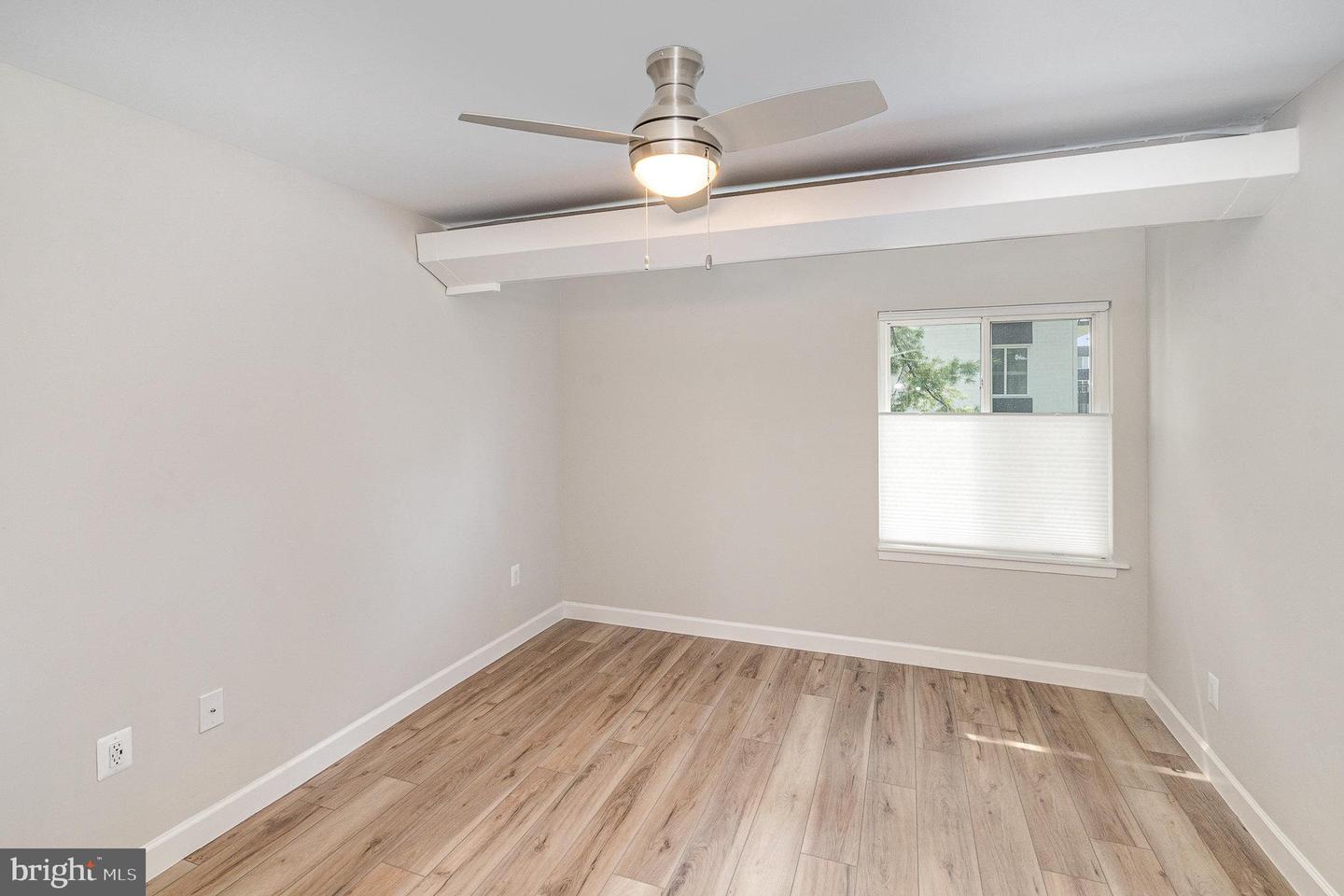75 S REYNOLDS ST #411, ALEXANDRIA, Virginia 22304, 2 Bedrooms Bedrooms, ,2 BathroomsBathrooms,Residential,For sale,75 S REYNOLDS ST #411,VAAX2047028 MLS # VAAX2047028