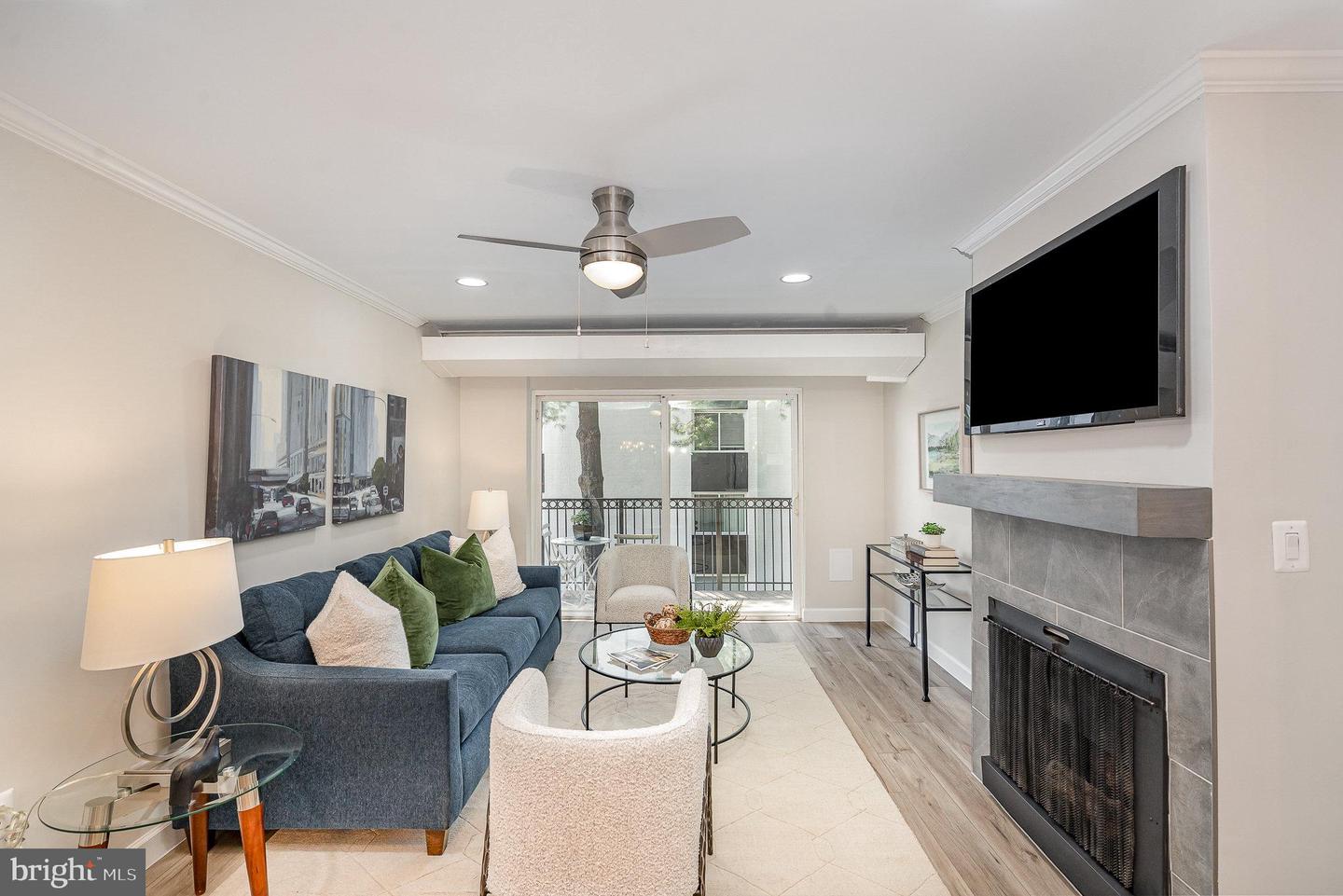 75 S REYNOLDS ST #411, ALEXANDRIA, Virginia 22304, 2 Bedrooms Bedrooms, ,2 BathroomsBathrooms,Residential,For sale,75 S REYNOLDS ST #411,VAAX2047028 MLS # VAAX2047028