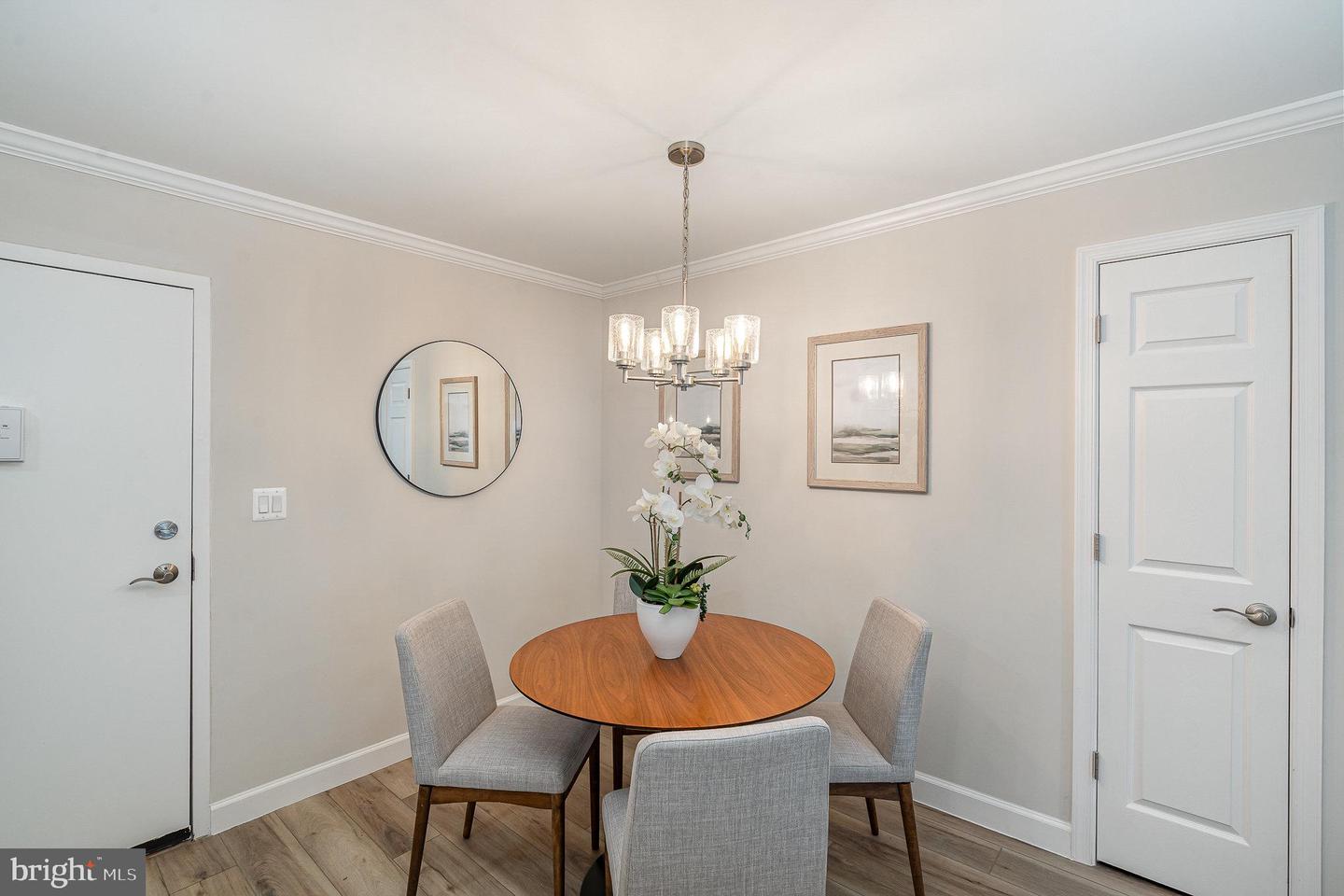 75 S REYNOLDS ST #411, ALEXANDRIA, Virginia 22304, 2 Bedrooms Bedrooms, ,2 BathroomsBathrooms,Residential,For sale,75 S REYNOLDS ST #411,VAAX2047028 MLS # VAAX2047028