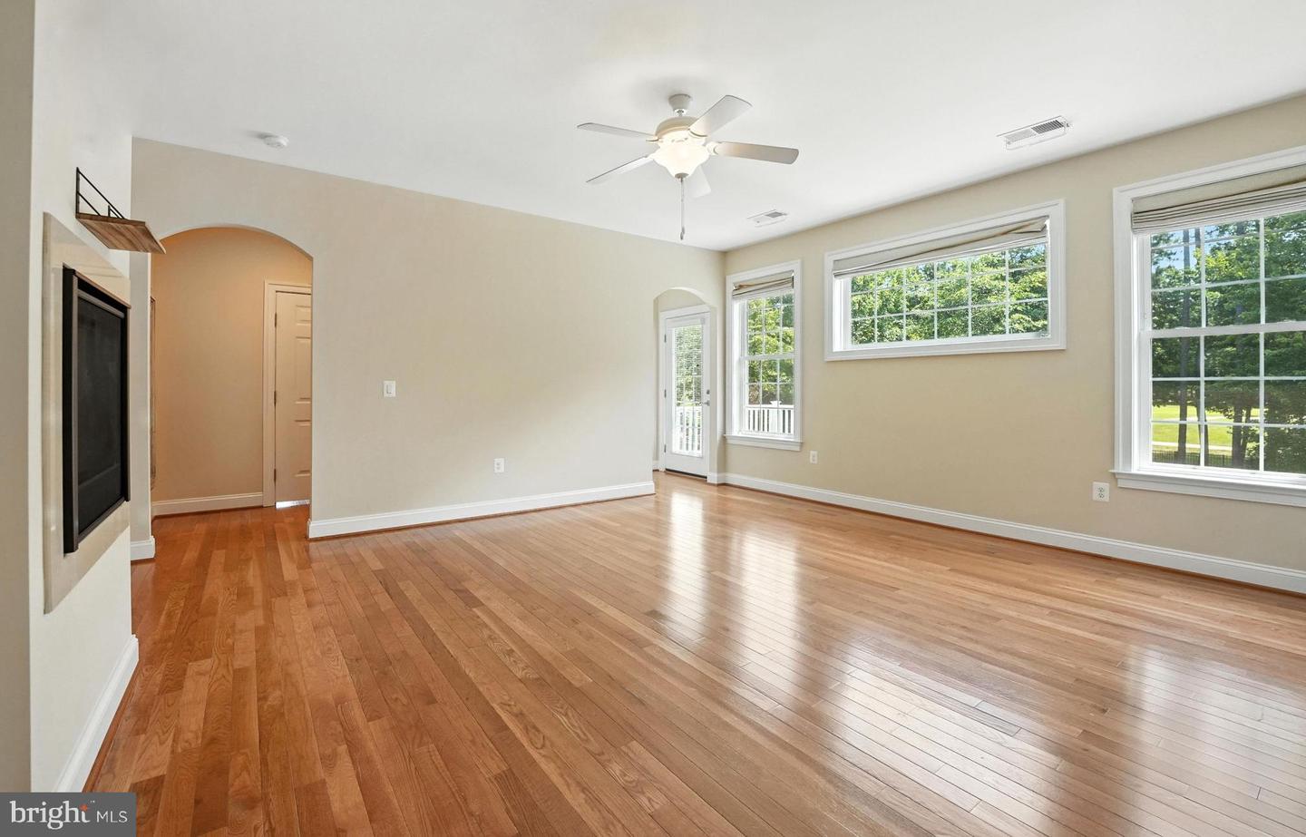 10512 CHATHAM RIDGE WAY, SPOTSYLVANIA, Virginia 22551, 5 Bedrooms Bedrooms, ,4 BathroomsBathrooms,Residential,For sale,10512 CHATHAM RIDGE WAY,VASP2034294 MLS # VASP2034294