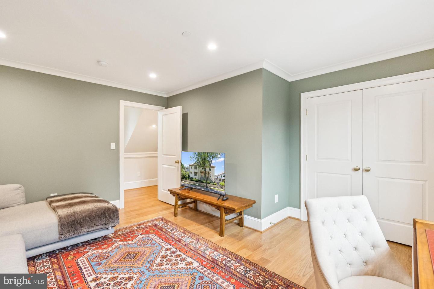5537 HAWTHORNE PL NW, WASHINGTON, District Of Columbia 20016, 7 Bedrooms Bedrooms, ,5 BathroomsBathrooms,Residential,For sale,5537 HAWTHORNE PL NW,DCDC2207768 MLS # DCDC2207768