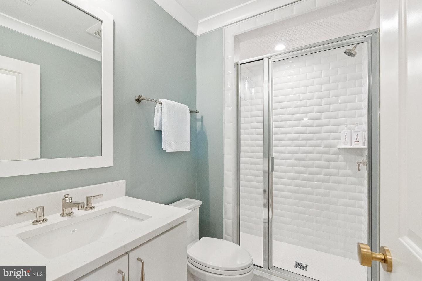 5537 HAWTHORNE PL NW, WASHINGTON, District Of Columbia 20016, 7 Bedrooms Bedrooms, ,5 BathroomsBathrooms,Residential,For sale,5537 HAWTHORNE PL NW,DCDC2207768 MLS # DCDC2207768