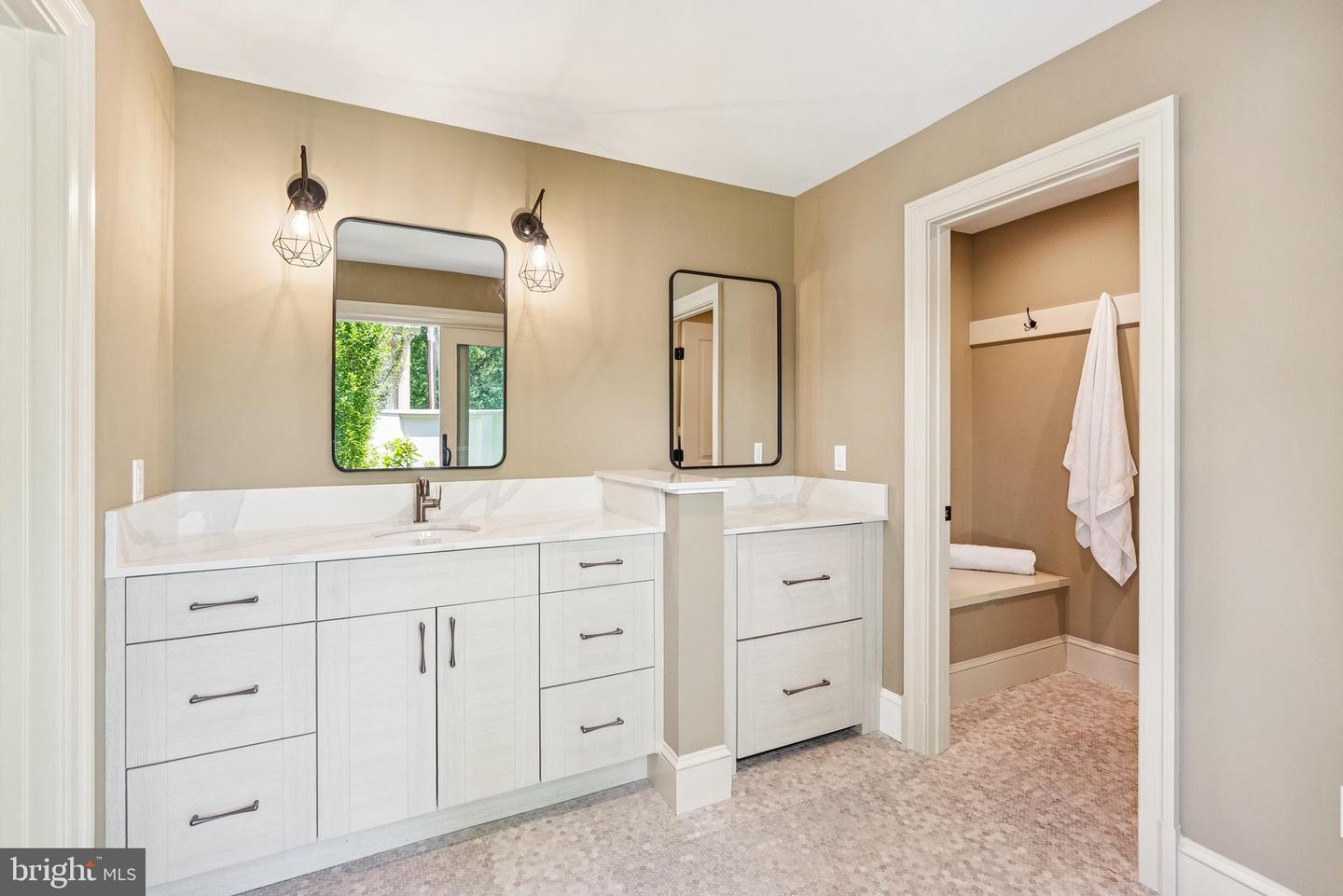 5537 HAWTHORNE PL NW, WASHINGTON, District Of Columbia 20016, 7 Bedrooms Bedrooms, ,5 BathroomsBathrooms,Residential,For sale,5537 HAWTHORNE PL NW,DCDC2207768 MLS # DCDC2207768
