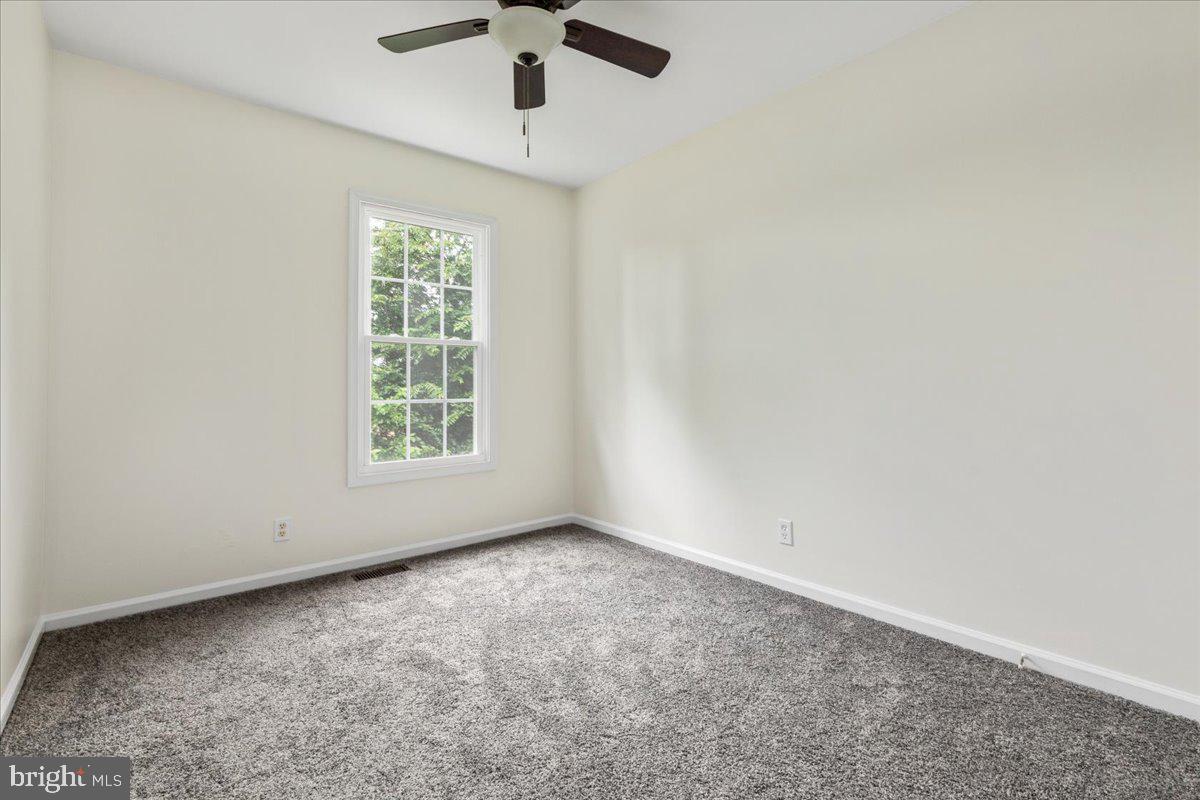 717 ARBOR CT, WARRENTON, Virginia 20186, 3 Bedrooms Bedrooms, ,3 BathroomsBathrooms,Residential,For sale,717 ARBOR CT,VAFQ2017222 MLS # VAFQ2017222