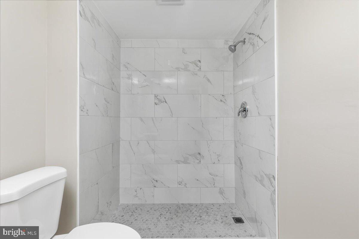 717 ARBOR CT, WARRENTON, Virginia 20186, 3 Bedrooms Bedrooms, ,3 BathroomsBathrooms,Residential,For sale,717 ARBOR CT,VAFQ2017222 MLS # VAFQ2017222