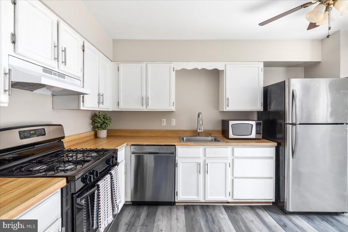 717 ARBOR CT, WARRENTON, Virginia 20186, 3 Bedrooms Bedrooms, ,3 BathroomsBathrooms,Residential,For sale,717 ARBOR CT,VAFQ2017222 MLS # VAFQ2017222