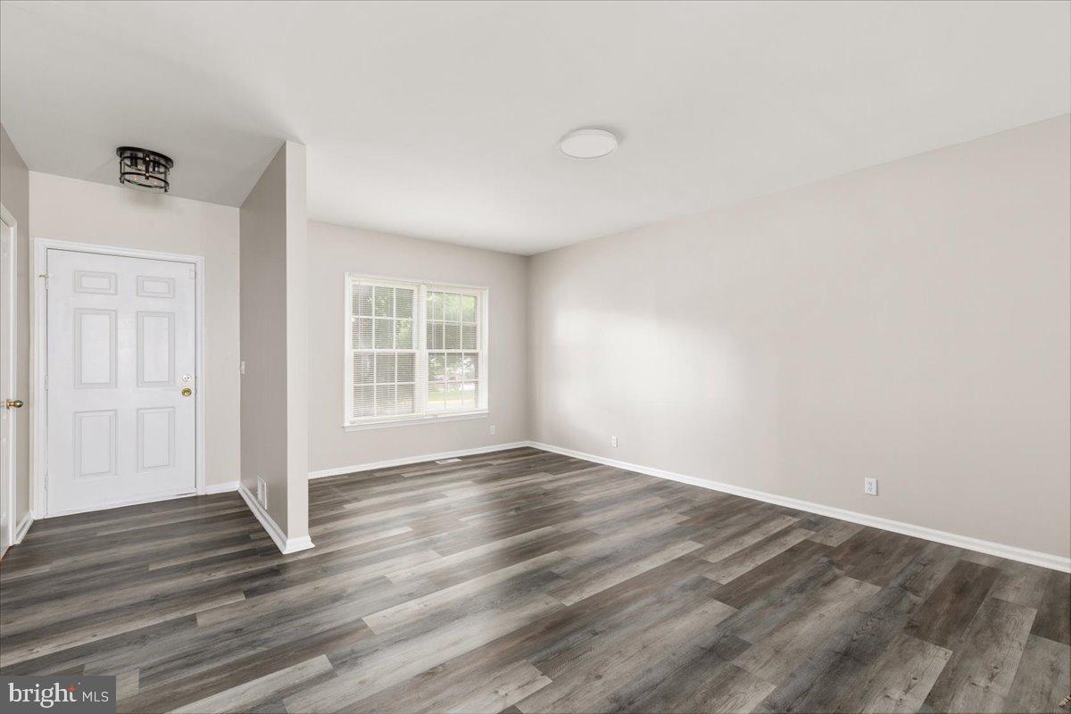 717 ARBOR CT, WARRENTON, Virginia 20186, 3 Bedrooms Bedrooms, ,3 BathroomsBathrooms,Residential,For sale,717 ARBOR CT,VAFQ2017222 MLS # VAFQ2017222