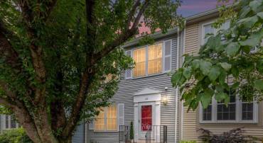 717 ARBOR CT, WARRENTON, Virginia 20186, 3 Bedrooms Bedrooms, ,3 BathroomsBathrooms,Residential,For sale,717 ARBOR CT,VAFQ2017222 MLS # VAFQ2017222