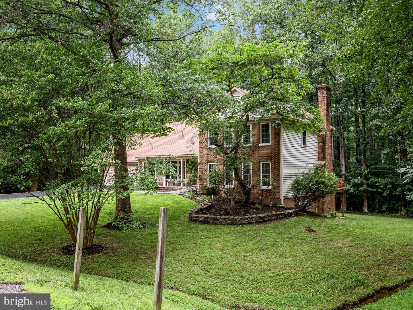 11132 FLORA LEE DR, FAIRFAX STATION, Virginia 22039, 5 Bedrooms Bedrooms, ,4 BathroomsBathrooms,Residential,For sale,11132 FLORA LEE DR,VAFX2251842 MLS # VAFX2251842