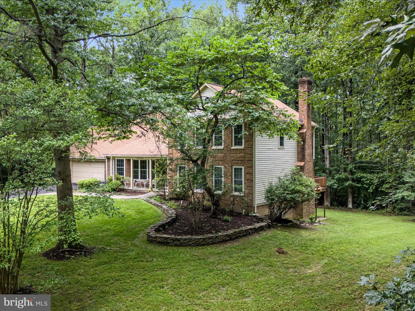 11132 FLORA LEE DR, FAIRFAX STATION, Virginia 22039, 5 Bedrooms Bedrooms, ,4 BathroomsBathrooms,Residential,For sale,11132 FLORA LEE DR,VAFX2251842 MLS # VAFX2251842