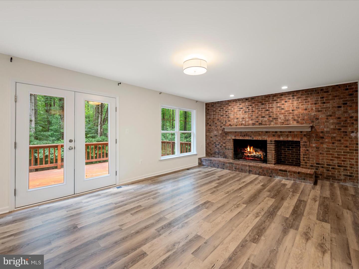 11132 FLORA LEE DR, FAIRFAX STATION, Virginia 22039, 5 Bedrooms Bedrooms, ,4 BathroomsBathrooms,Residential,For sale,11132 FLORA LEE DR,VAFX2251842 MLS # VAFX2251842