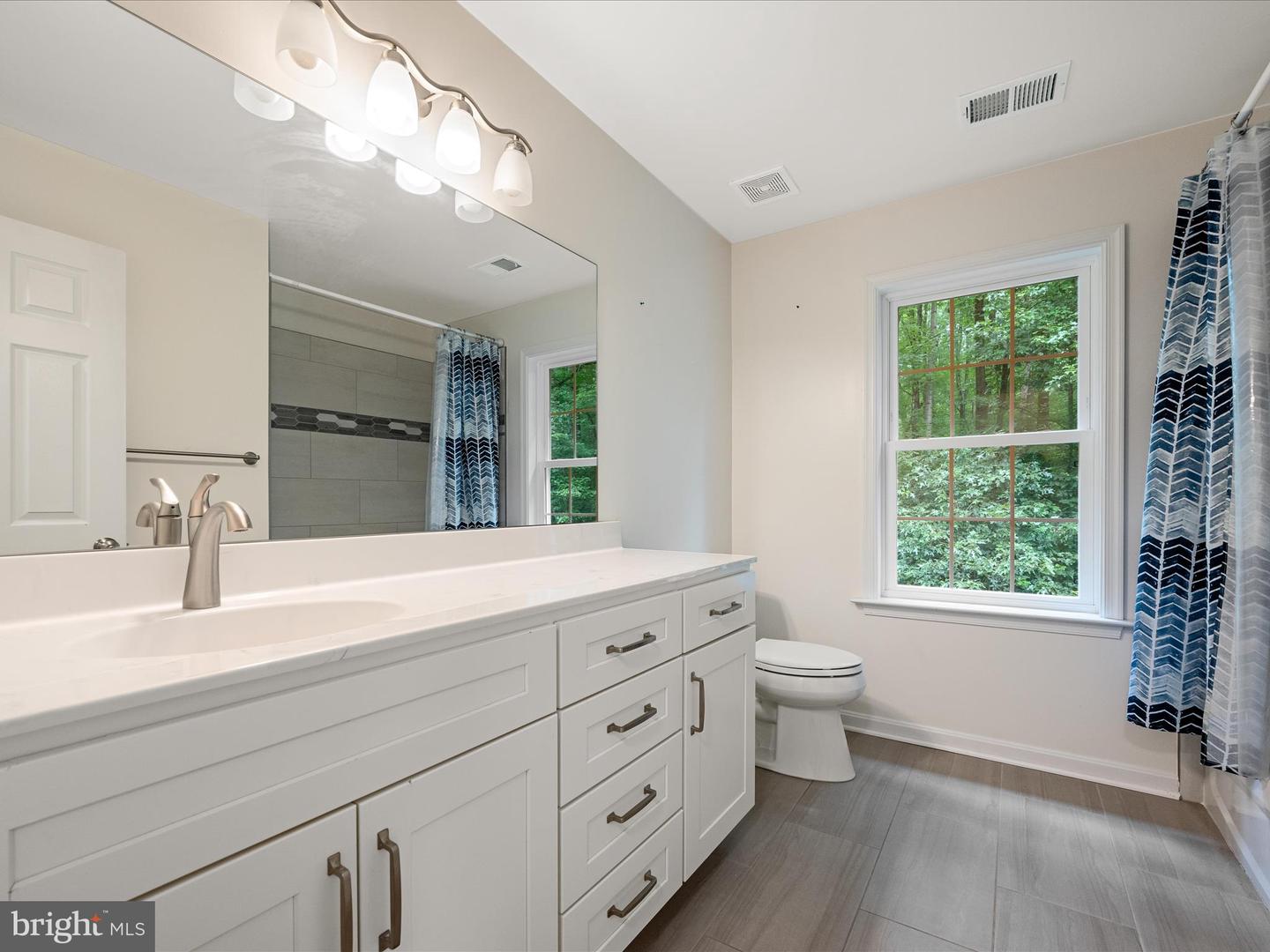 11132 FLORA LEE DR, FAIRFAX STATION, Virginia 22039, 5 Bedrooms Bedrooms, ,4 BathroomsBathrooms,Residential,For sale,11132 FLORA LEE DR,VAFX2251842 MLS # VAFX2251842