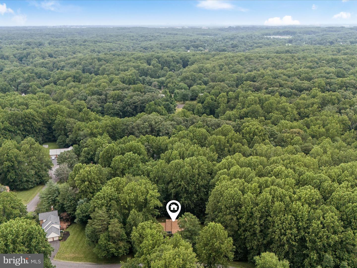 11132 FLORA LEE DR, FAIRFAX STATION, Virginia 22039, 5 Bedrooms Bedrooms, ,4 BathroomsBathrooms,Residential,For sale,11132 FLORA LEE DR,VAFX2251842 MLS # VAFX2251842