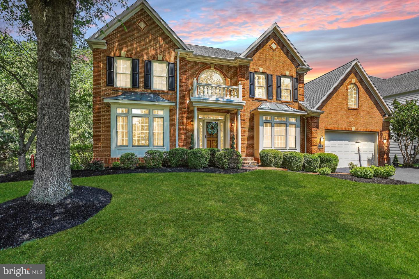 18301 MID OCEAN PL, LEESBURG, Virginia 20176, 5 Bedrooms Bedrooms, ,4 BathroomsBathrooms,Residential,For sale,18301 MID OCEAN PL,VALO2100684 MLS # VALO2100684
