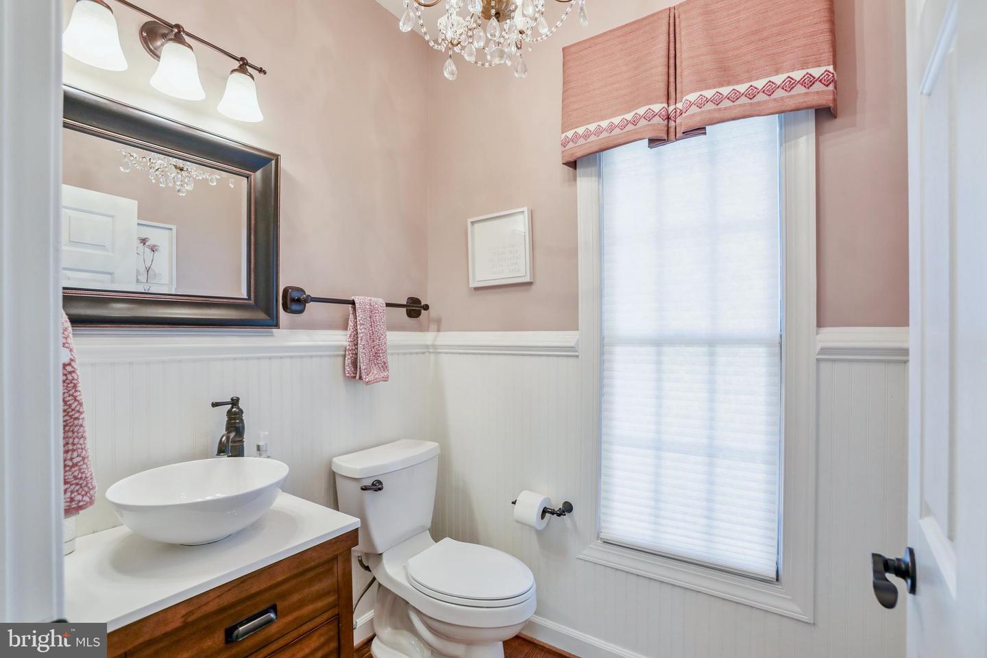 18301 MID OCEAN PL, LEESBURG, Virginia 20176, 5 Bedrooms Bedrooms, ,4 BathroomsBathrooms,Residential,For sale,18301 MID OCEAN PL,VALO2100684 MLS # VALO2100684