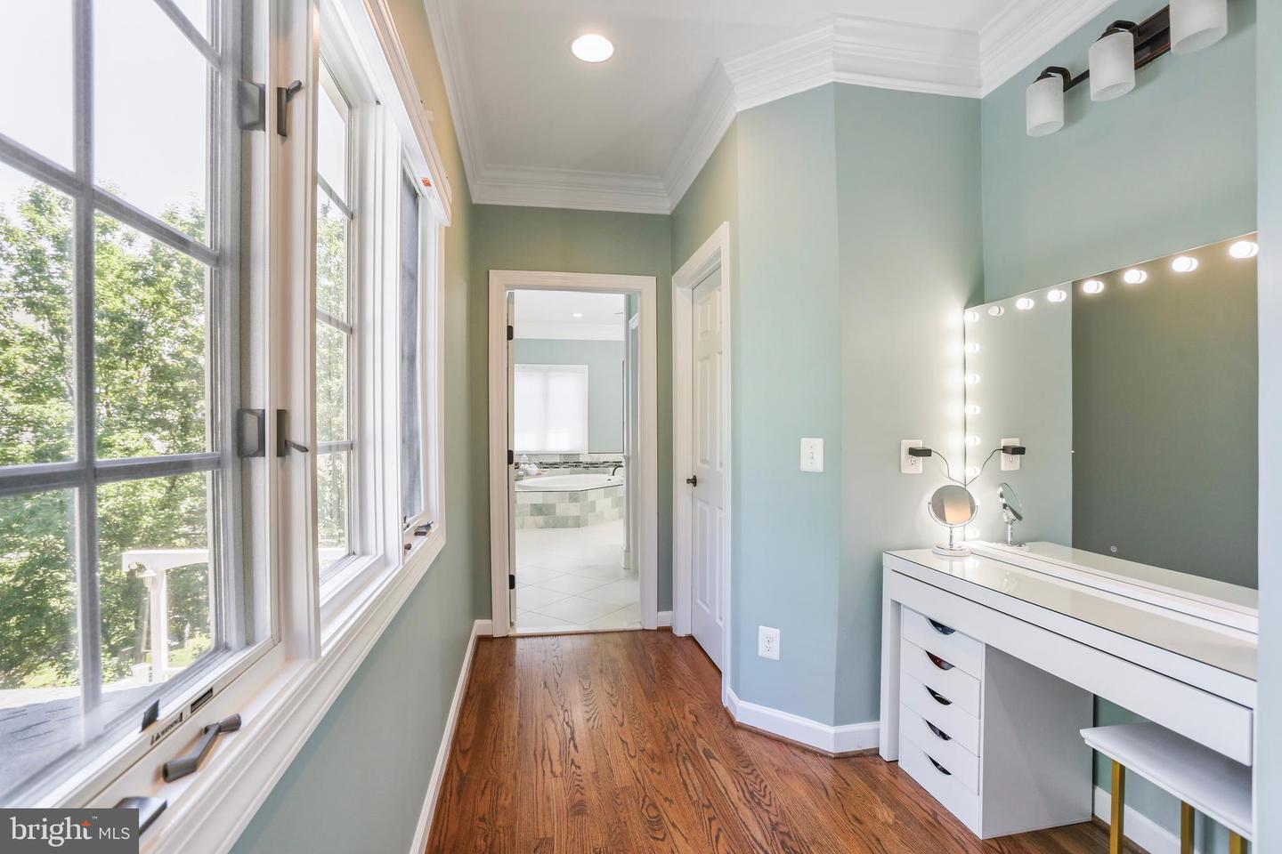 18301 MID OCEAN PL, LEESBURG, Virginia 20176, 5 Bedrooms Bedrooms, ,4 BathroomsBathrooms,Residential,For sale,18301 MID OCEAN PL,VALO2100684 MLS # VALO2100684