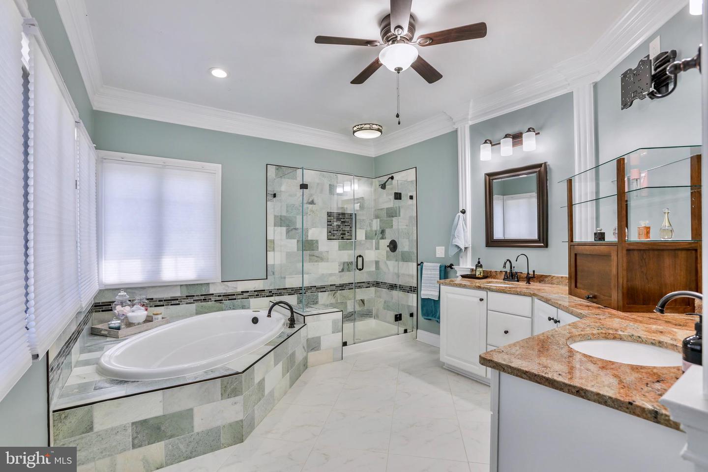 18301 MID OCEAN PL, LEESBURG, Virginia 20176, 5 Bedrooms Bedrooms, ,4 BathroomsBathrooms,Residential,For sale,18301 MID OCEAN PL,VALO2100684 MLS # VALO2100684